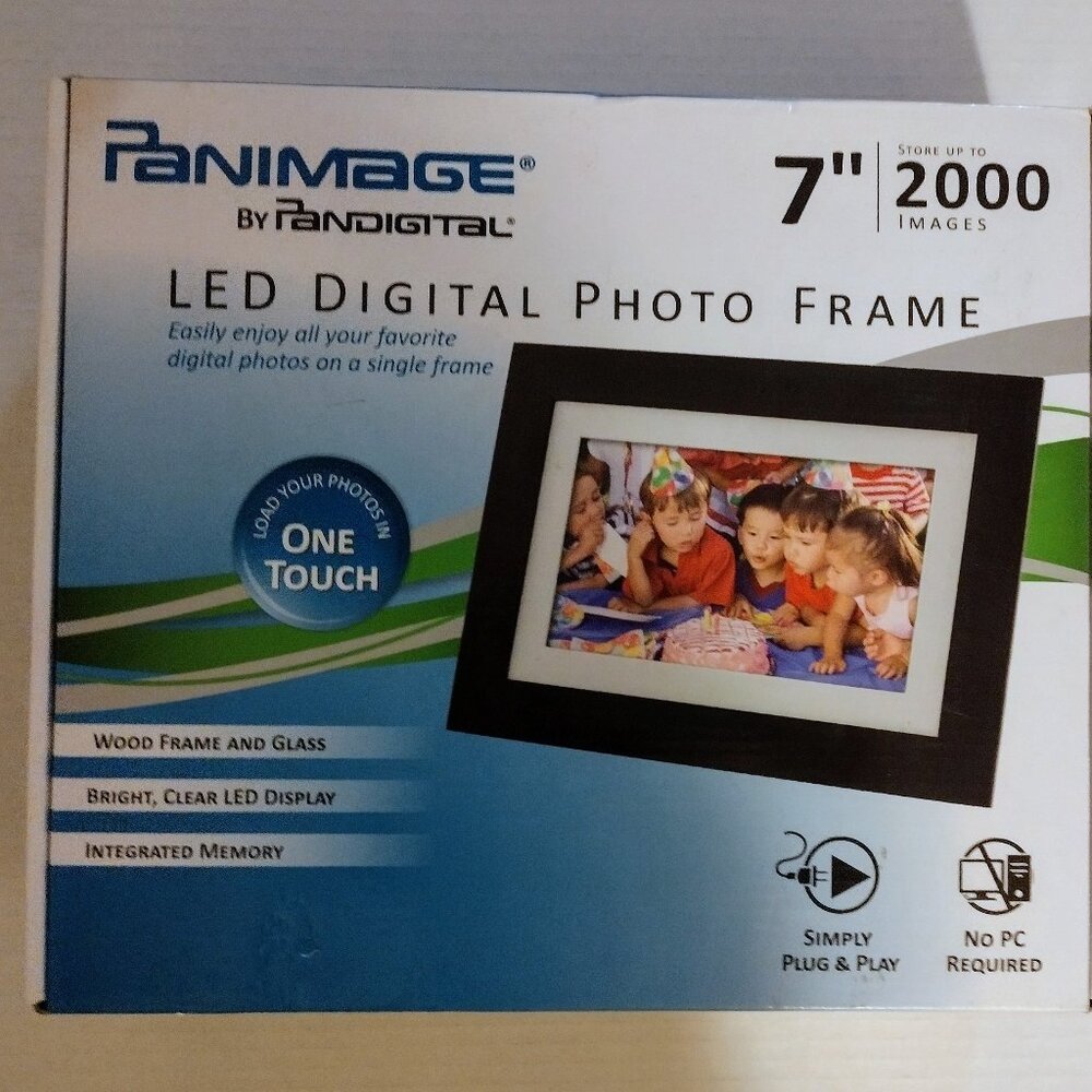 Panimage 7" LED Digital Photo Frame